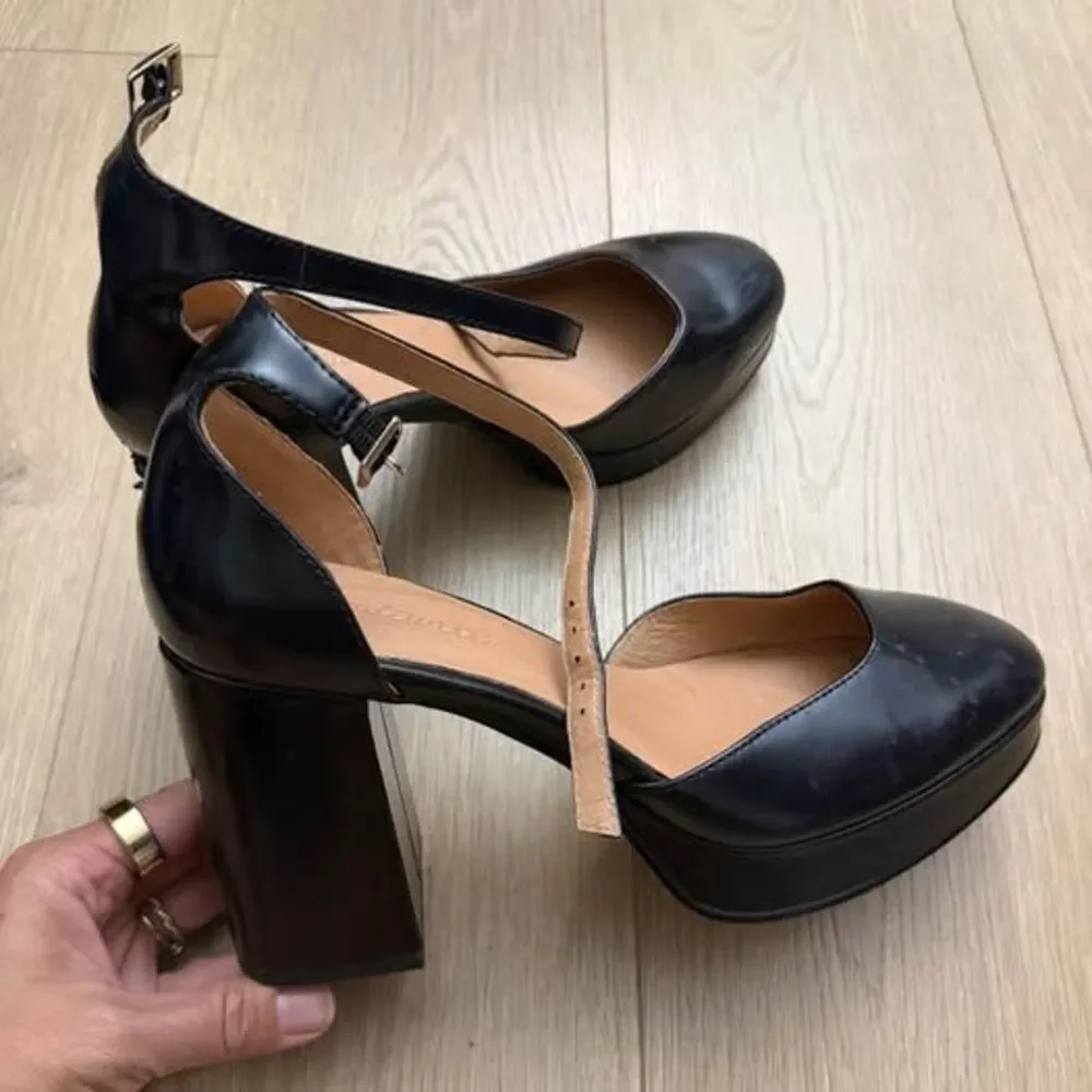 Madewell Black Platform Mary Jane Heels size 8